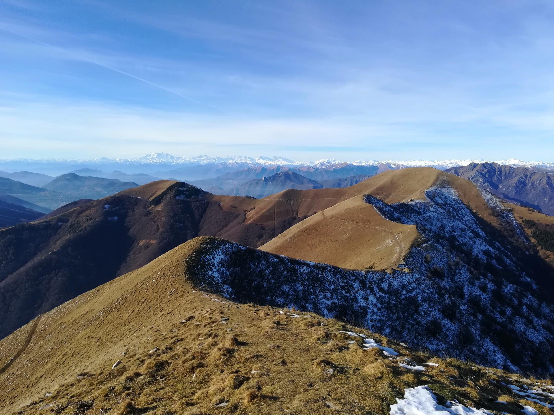 panorama dal Monte Tremezzo, Val d'Intelvi, Lombardia